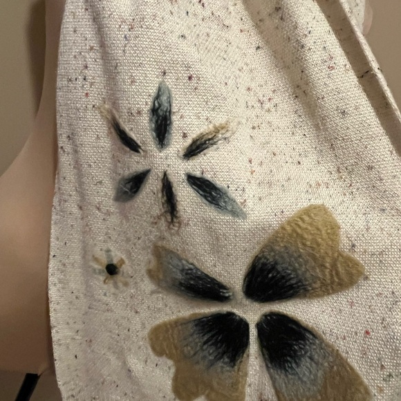 J Jill Elegant Floral Scarf in Cream and Gold - Picture 2 of 5